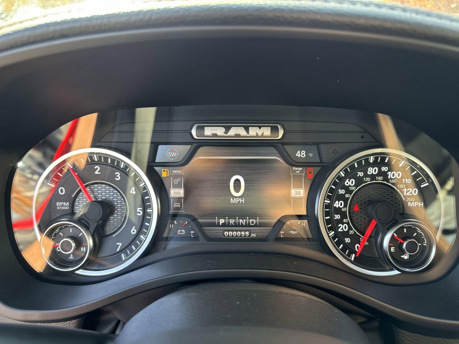 New 2024 RAM 1500 Laramie image 23