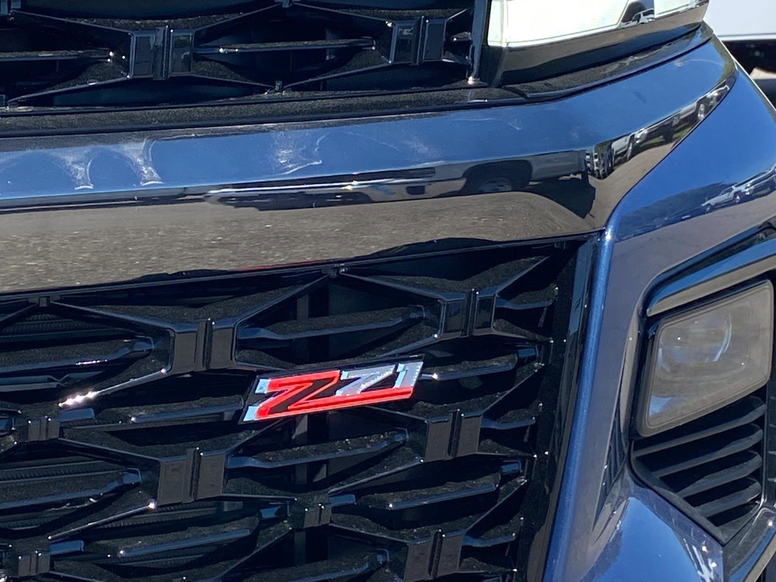 New 2026 Chevrolet Traverse Z71 w/ Driver Confidence Package AWD/4WD image 7