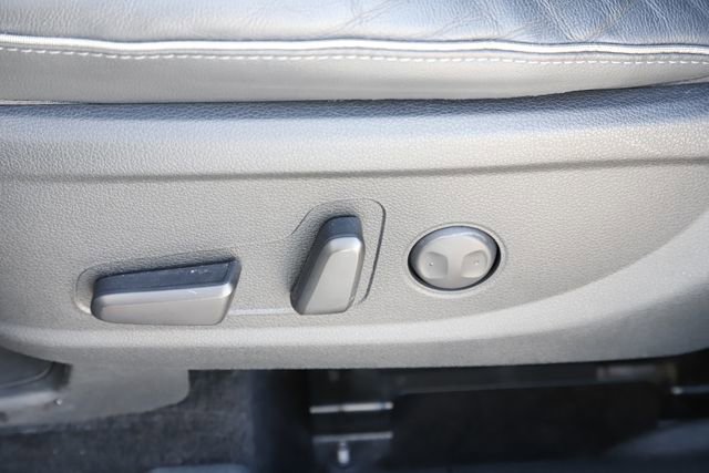 Used 2021 Hyundai Santa Fe SEL Premium AWD/4WD image 16
