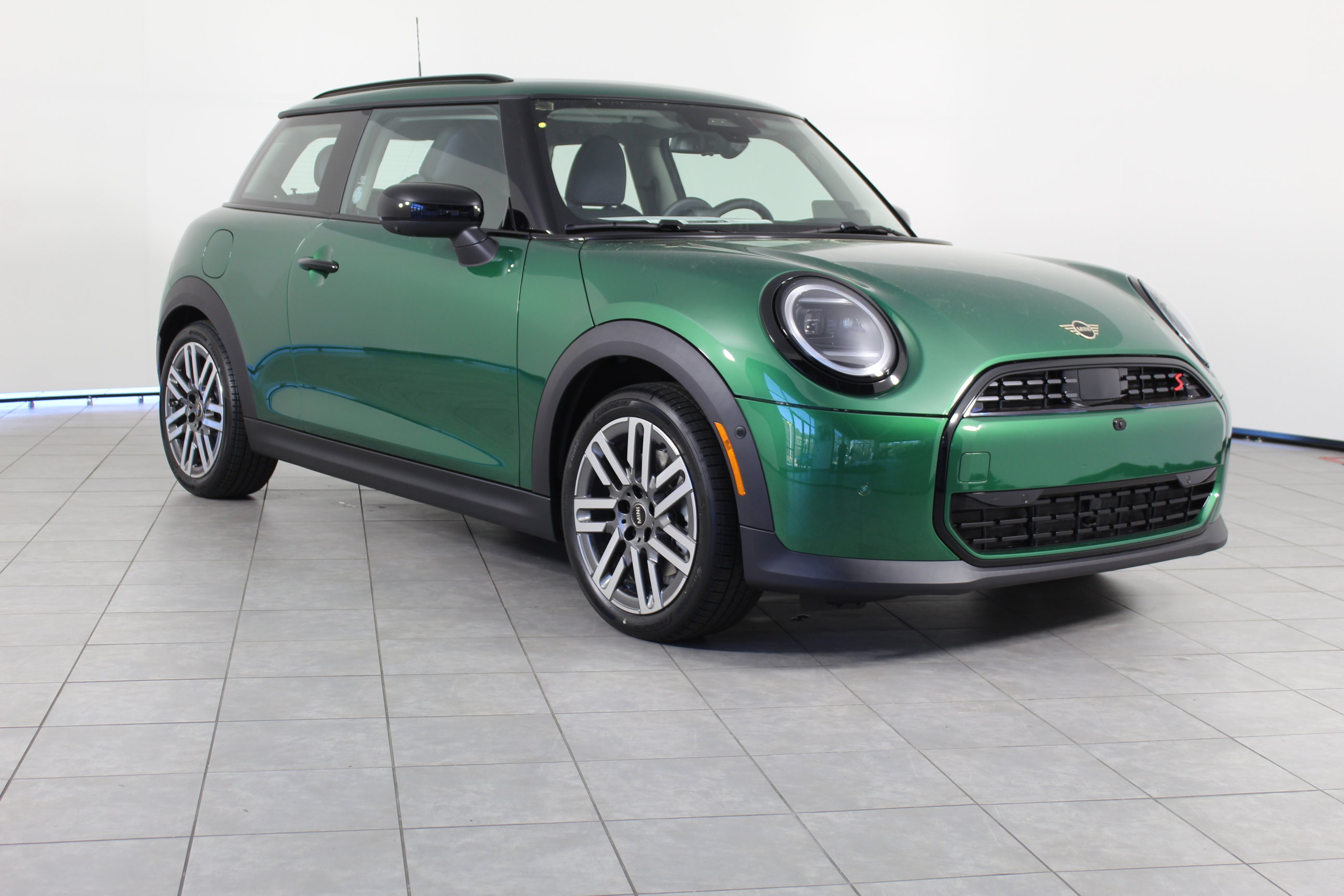 New 2025 MINI Cooper S image 1