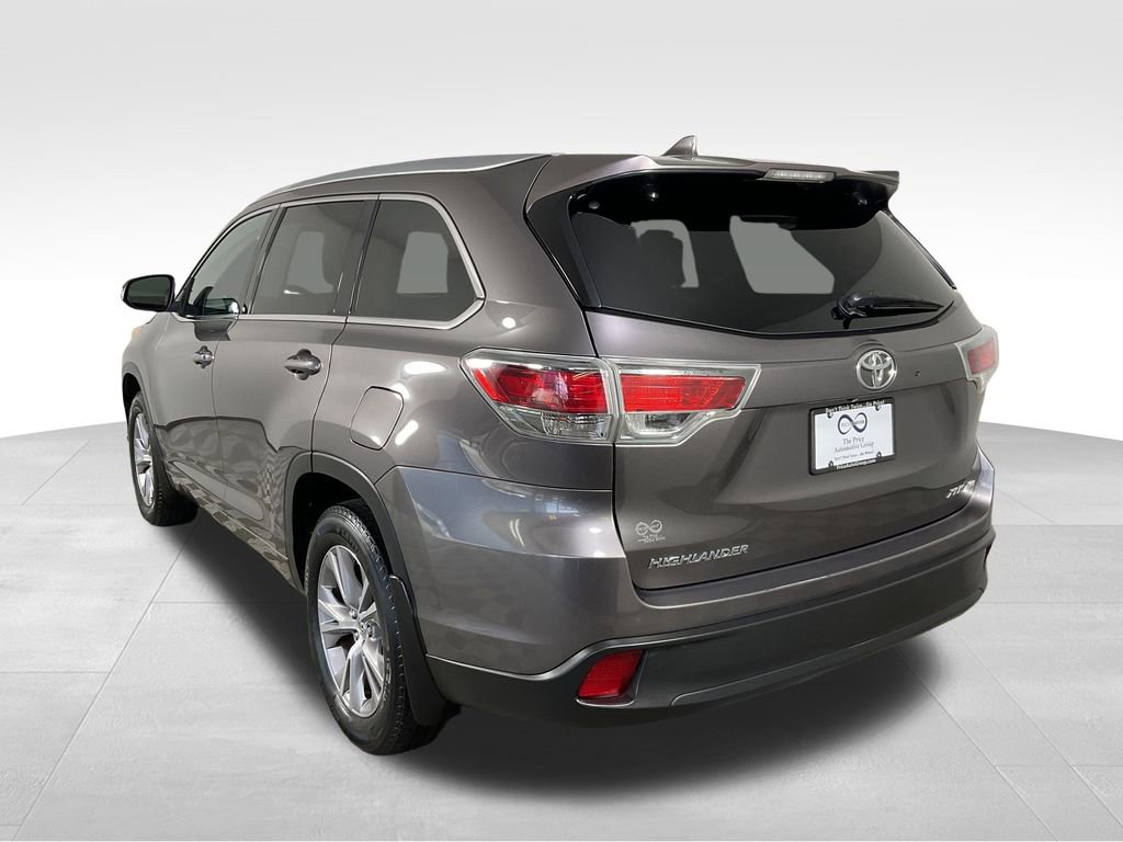 Used 2014 Toyota Highlander XLE image 7