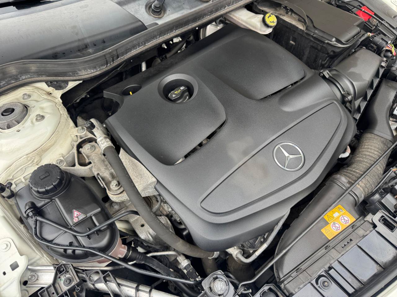 Used 2018 Mercedes-Benz GLA 250 4MATIC image 37