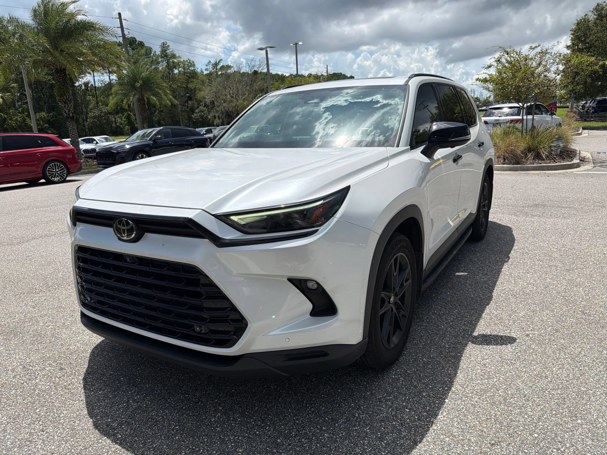 Used 2025 Toyota Grand Highlander AWD Hybrid image 3