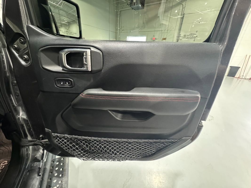 Used 2018 Jeep Wrangler Unlimited Rubicon w/ LED Lighting Group image 38