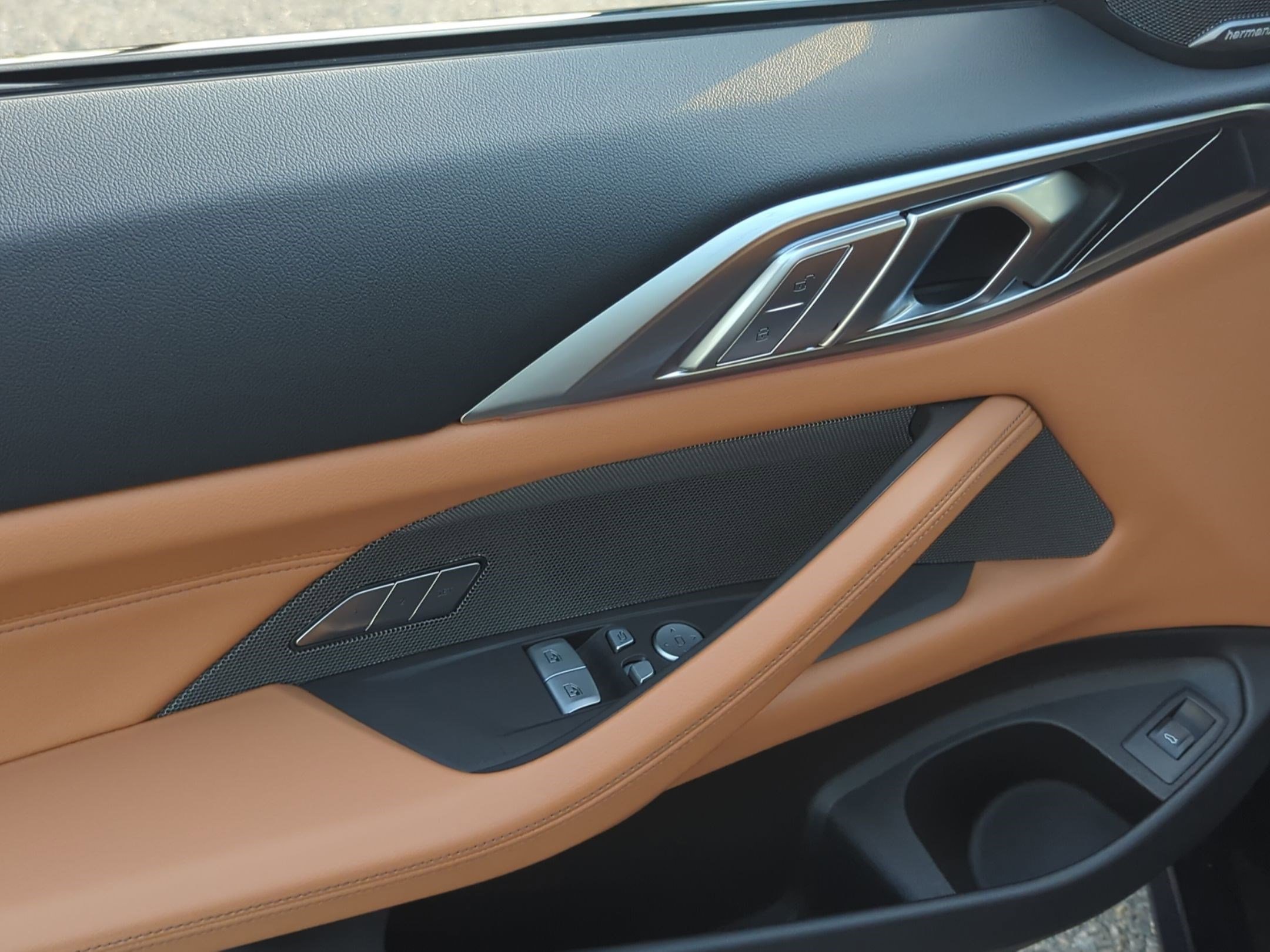 Used 2025 BMW 430i Coupe w/ M Sport Package image 15