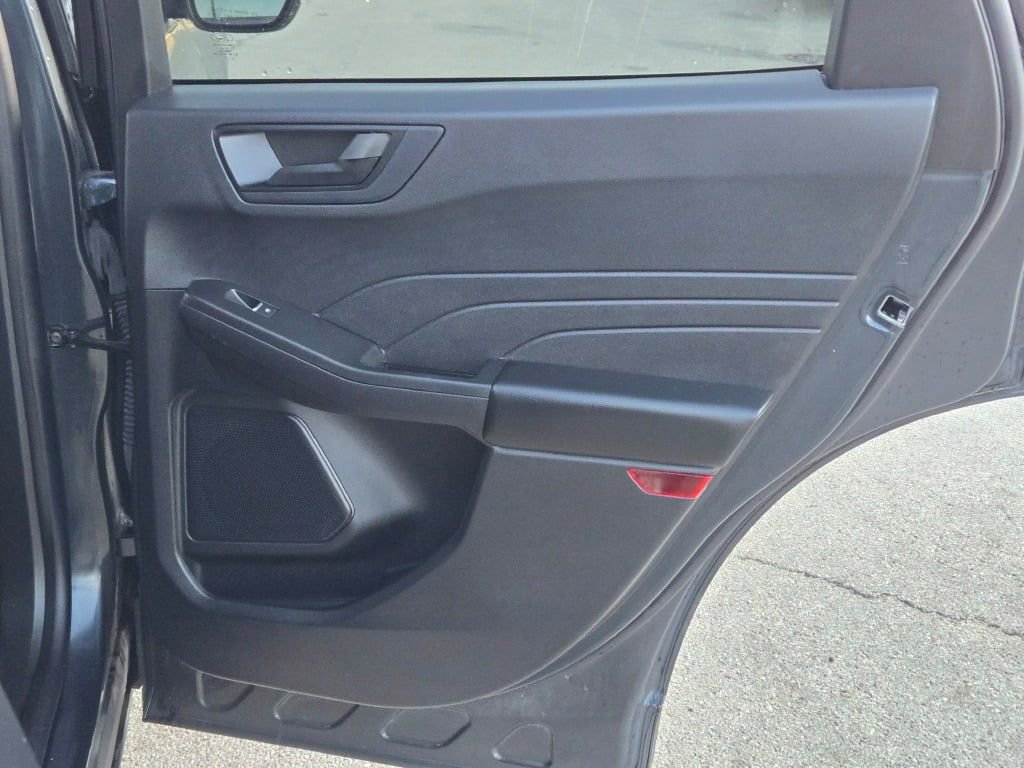 Used 2022 Ford Escape SE w/ Convenience Package image 7