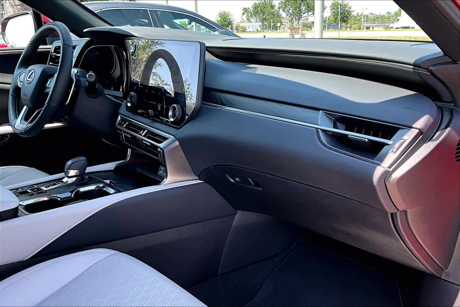 Used 2025 Lexus RX 350 Premium Plus w/ Convenience Package FWD image 19