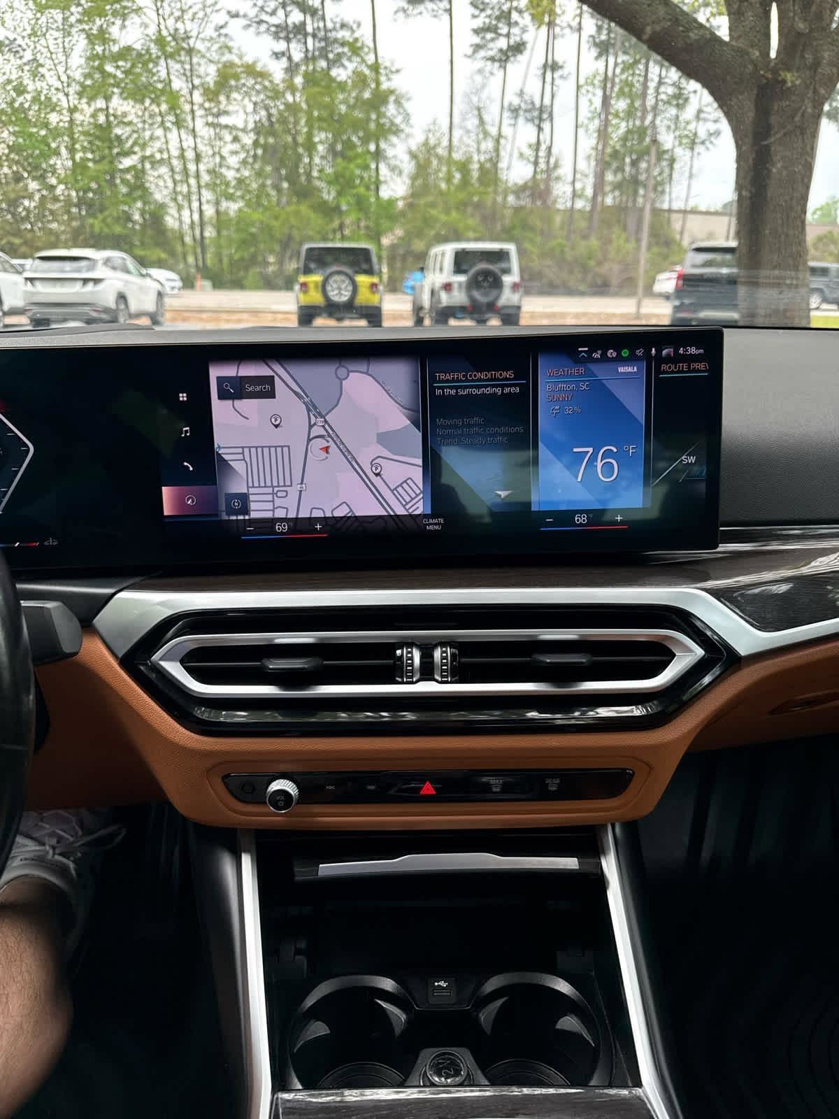 Used 2023 BMW 330i Sedan w/ M Sport Package RWD image 19