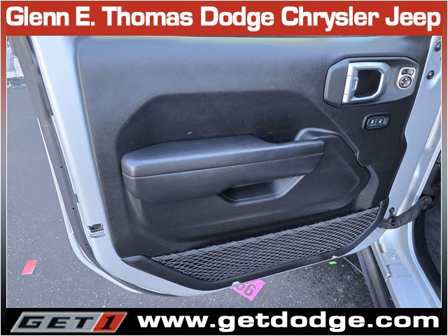 Used 2024 Jeep Wrangler Willys image 23