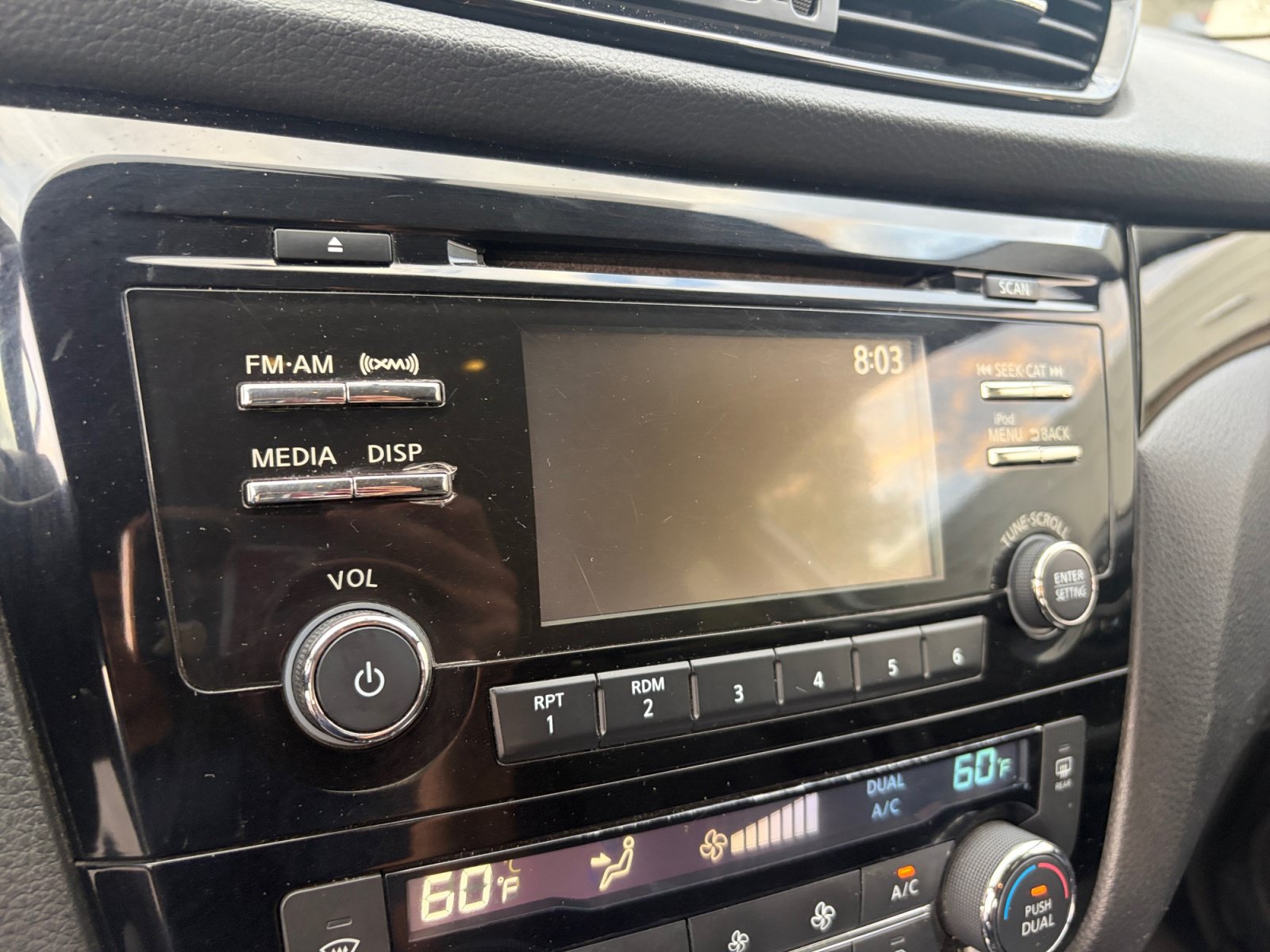 Used 2017 Nissan Rogue Sport SV FWD image 15