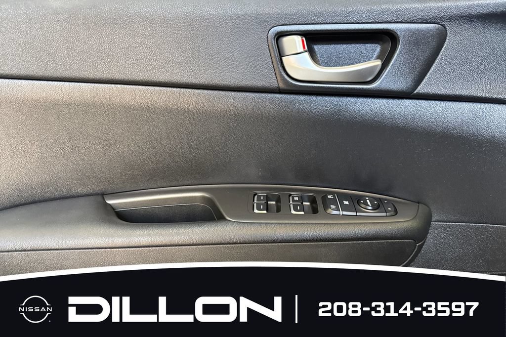 Used 2018 Kia Optima LX FWD image 11
