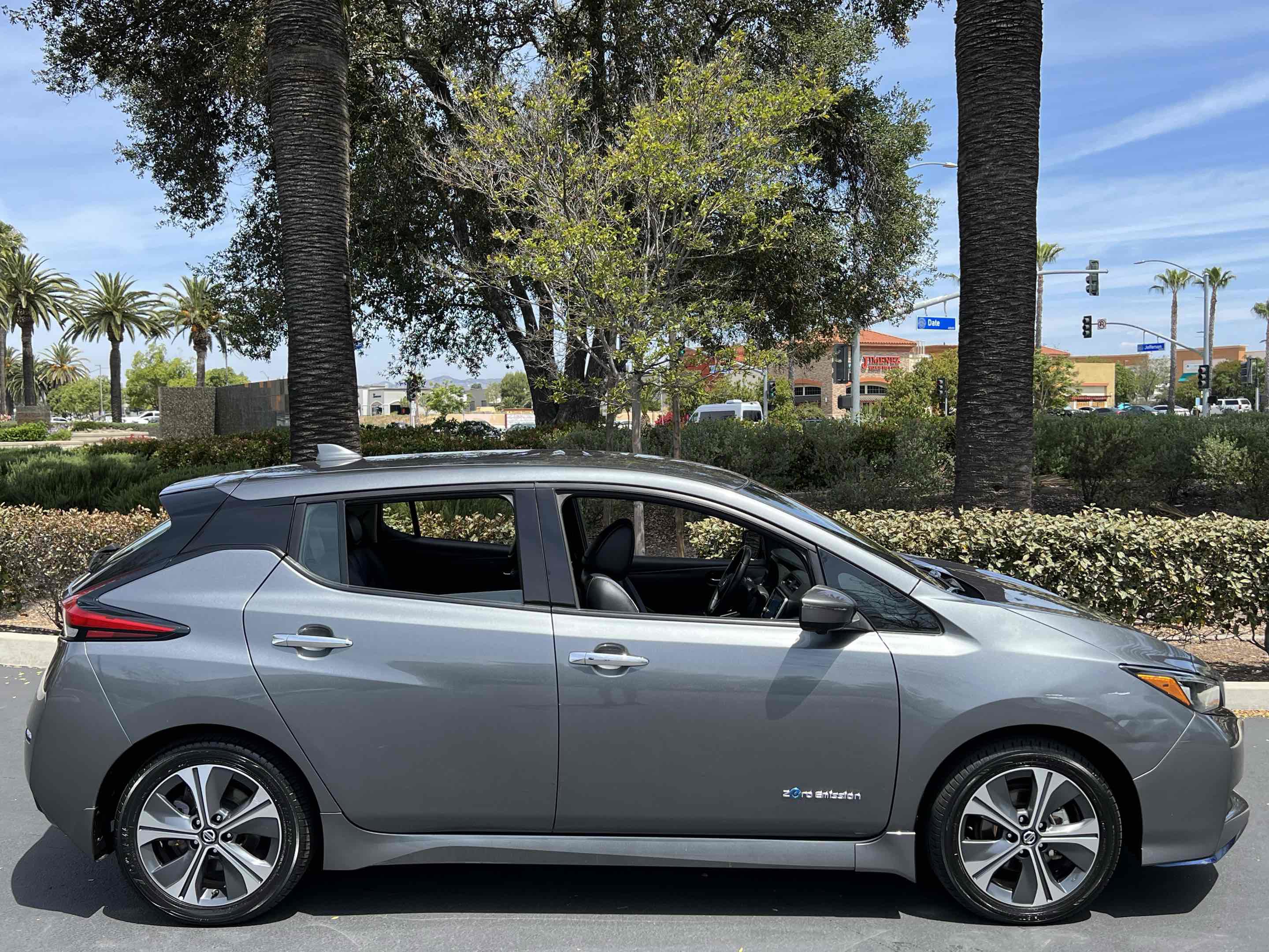 Used 2019 Nissan Leaf SL Plus w/ Protection Package FWD image 17