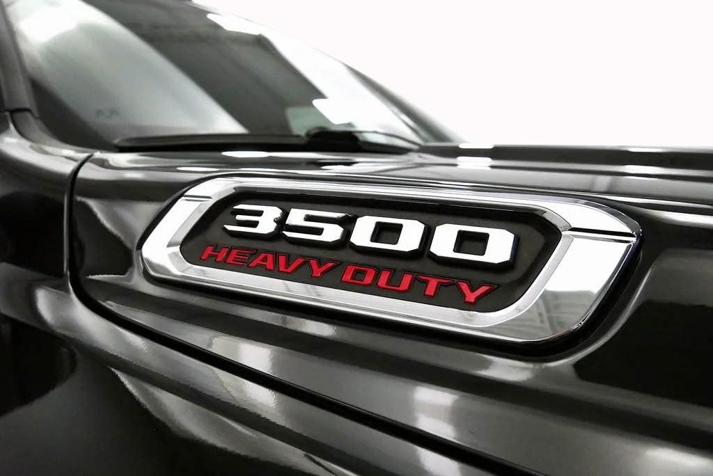 Used 2024 RAM 3500 Tradesman w/ Chrome Appearance Group image 11