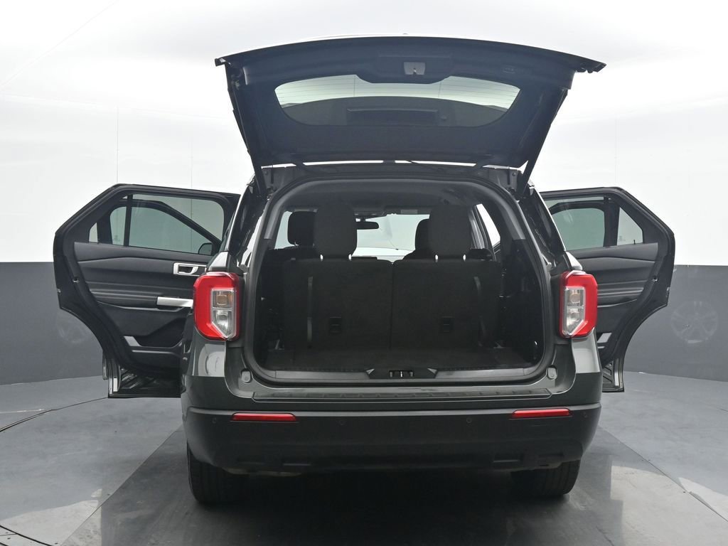 Used 2023 Ford Explorer XLT AWD/4WD image 36