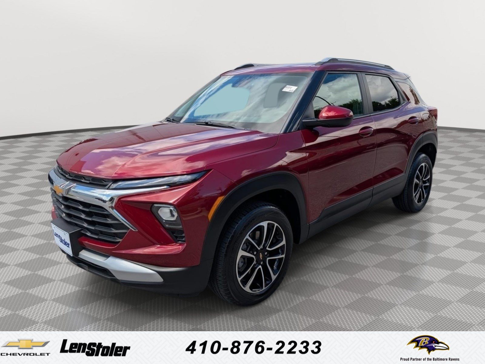 Used 2025 Chevrolet TrailBlazer LT w/ LT Cold Weather Package AWD/4WD image 1