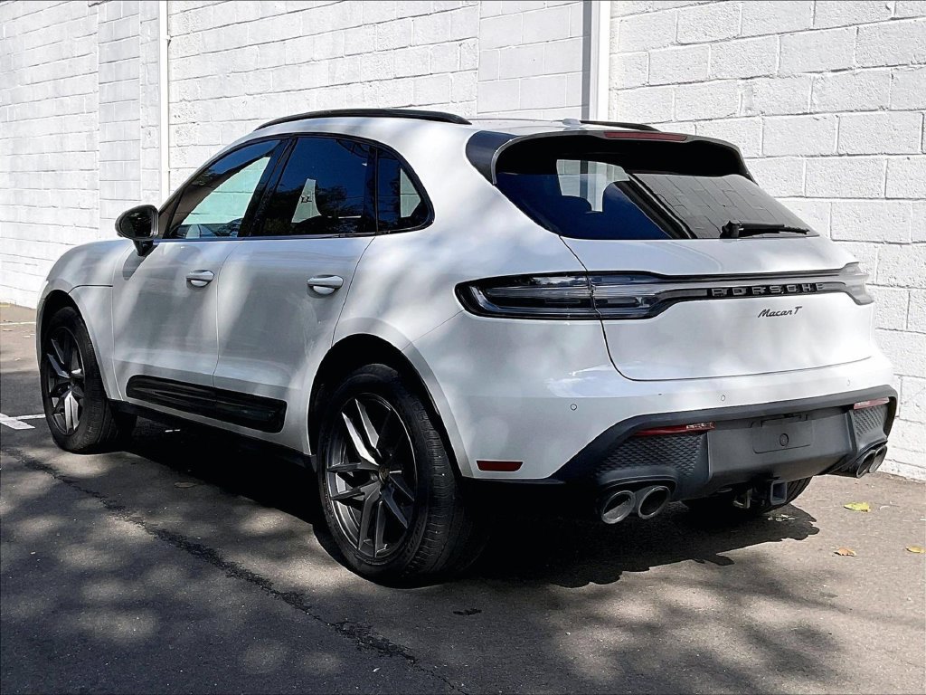 Certified 2023 Porsche Macan Turbo AWD/4WD image 3
