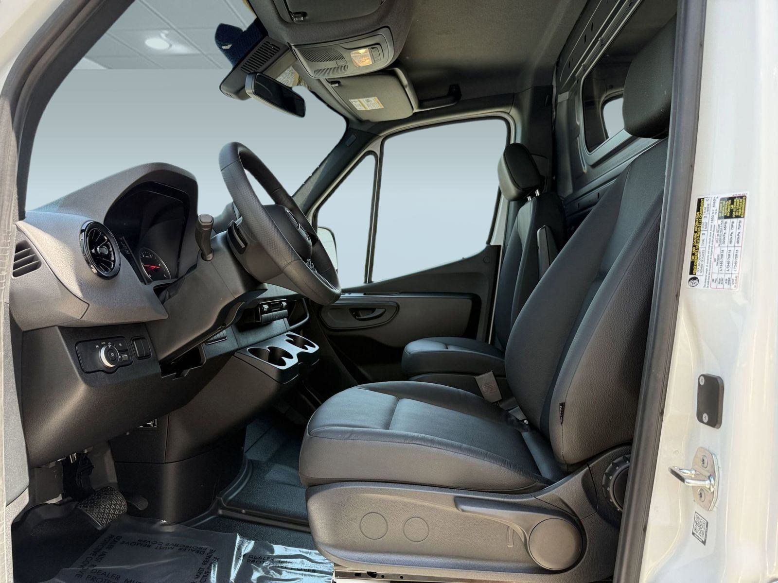 New 2025 Mercedes-Benz Sprinter 2500 image 5