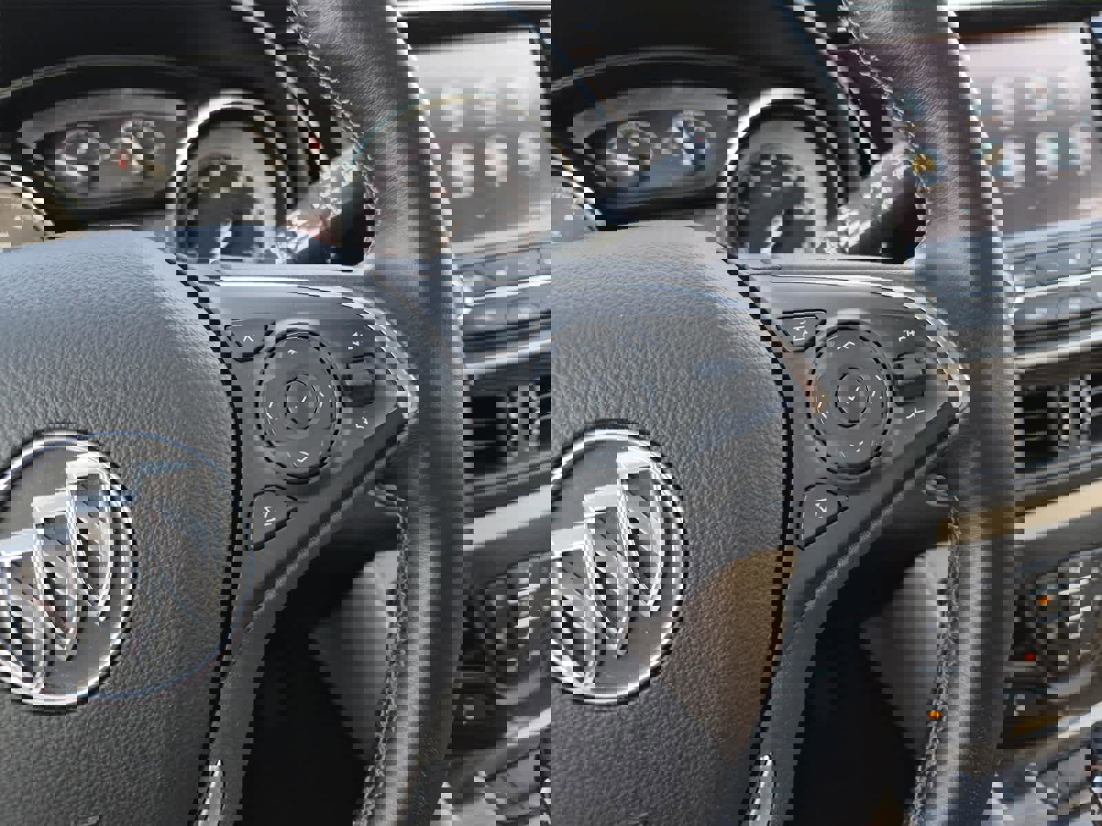 Certified 2019 Buick Envision Essence image 21