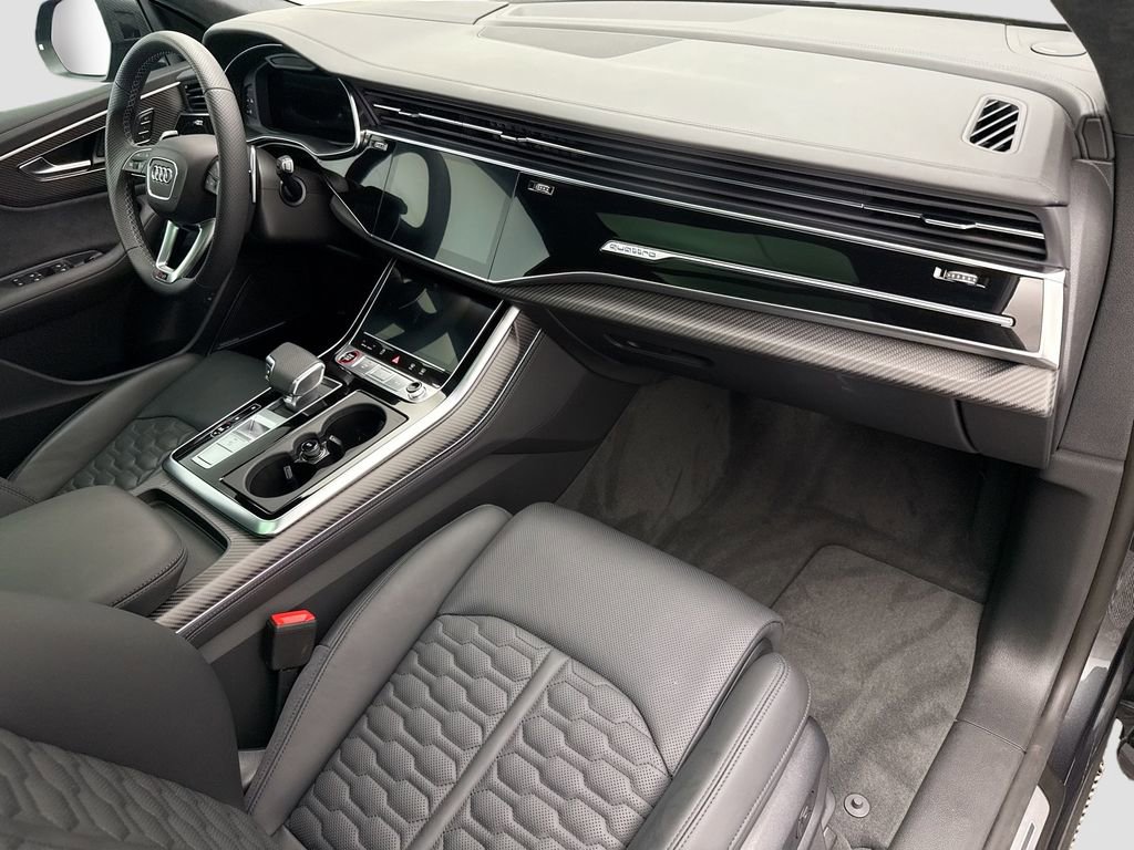 Certified 2025 Audi RS Q8 performance image 16