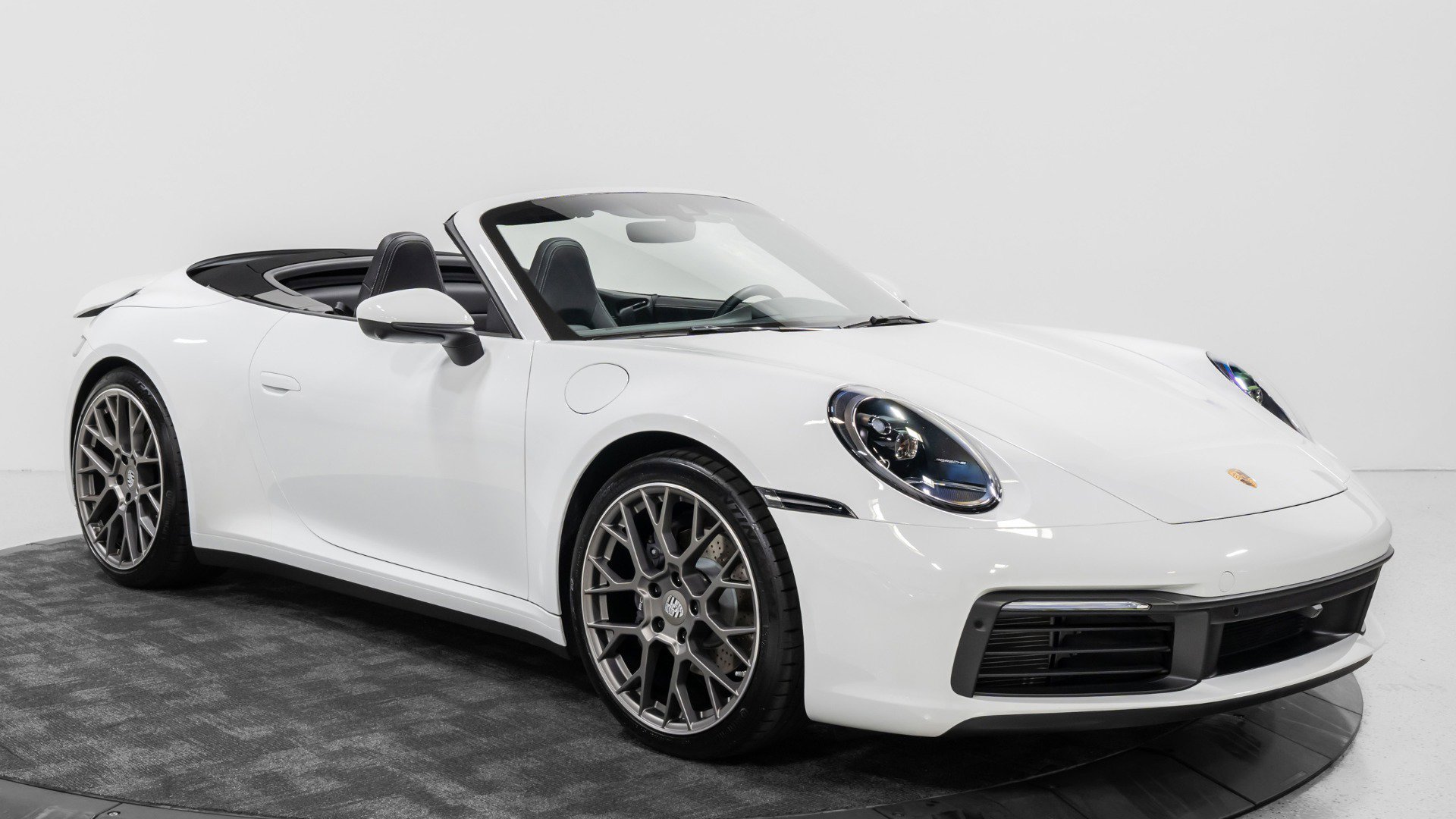 Used 2022 Porsche 911 Carrera image 11