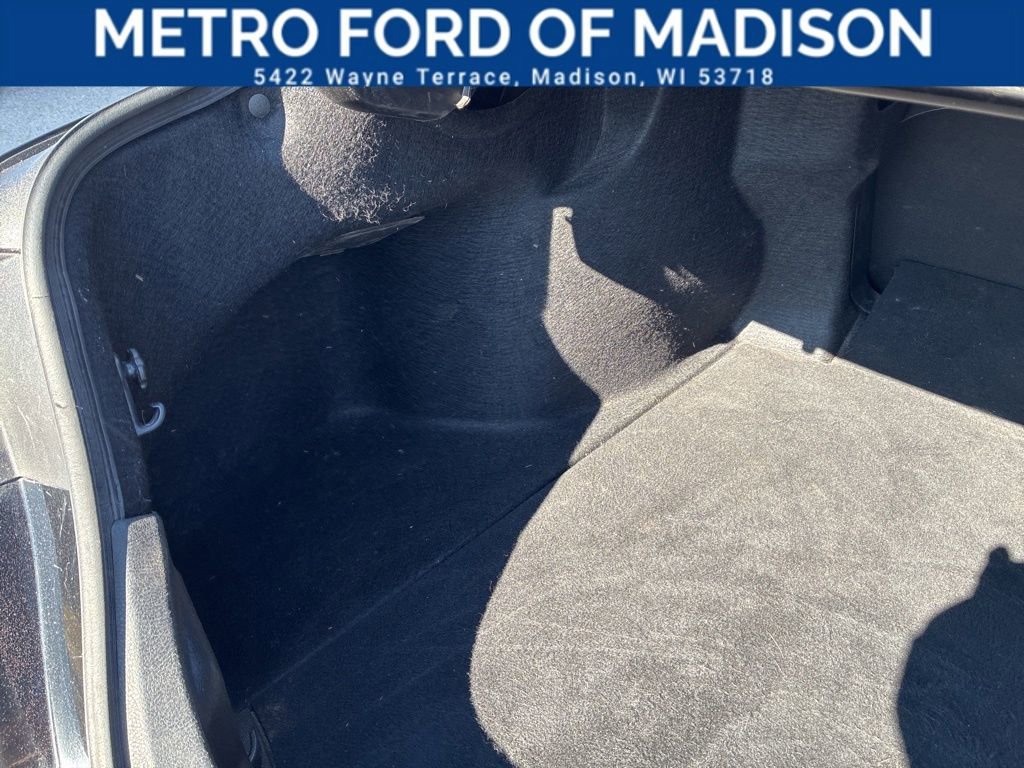 Used 2018 Toyota Camry SE w/ Moonroof Package image 36