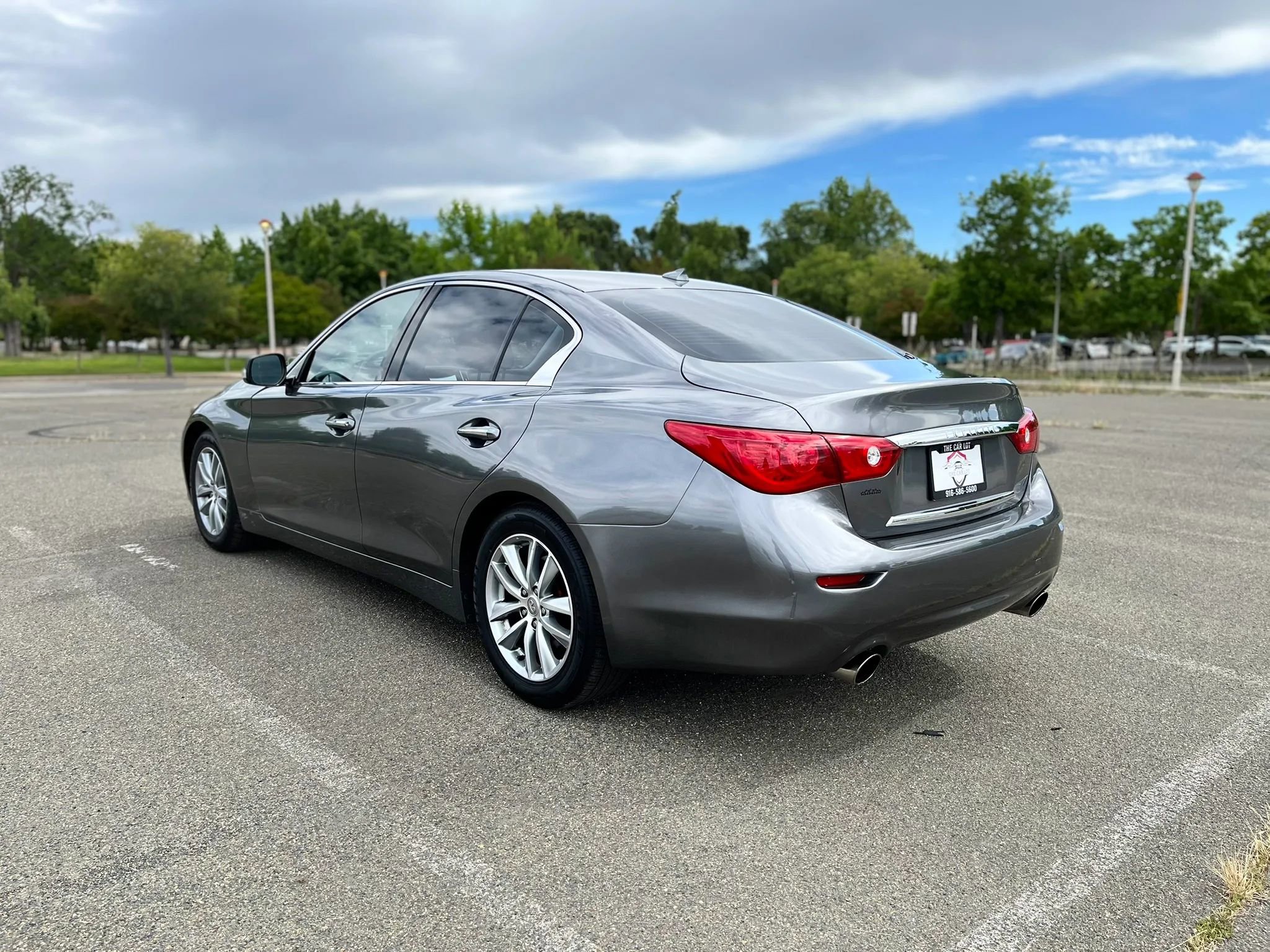 Used 2015 INFINITI Q50 Premium w/ Navigation Package RWD image 7