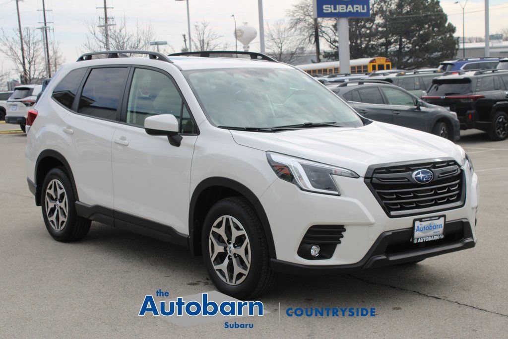 Certified 2024 Subaru Forester Premium AWD/4WD image 3