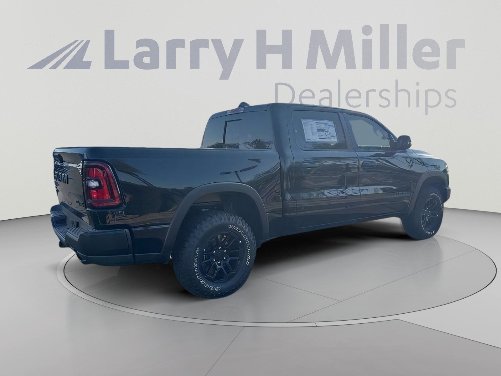 New 2026 RAM 1500 Rebel w/ Rebel Level 1 Equipment Group AWD/4WD image 5