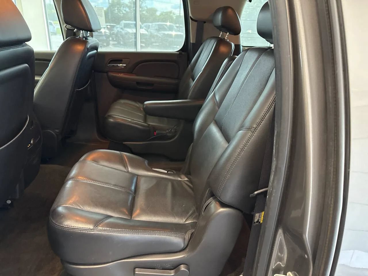 Used 2007 GMC Yukon XL SLT w/ SLT Preferred Equipment Group AWD/4WD image 26