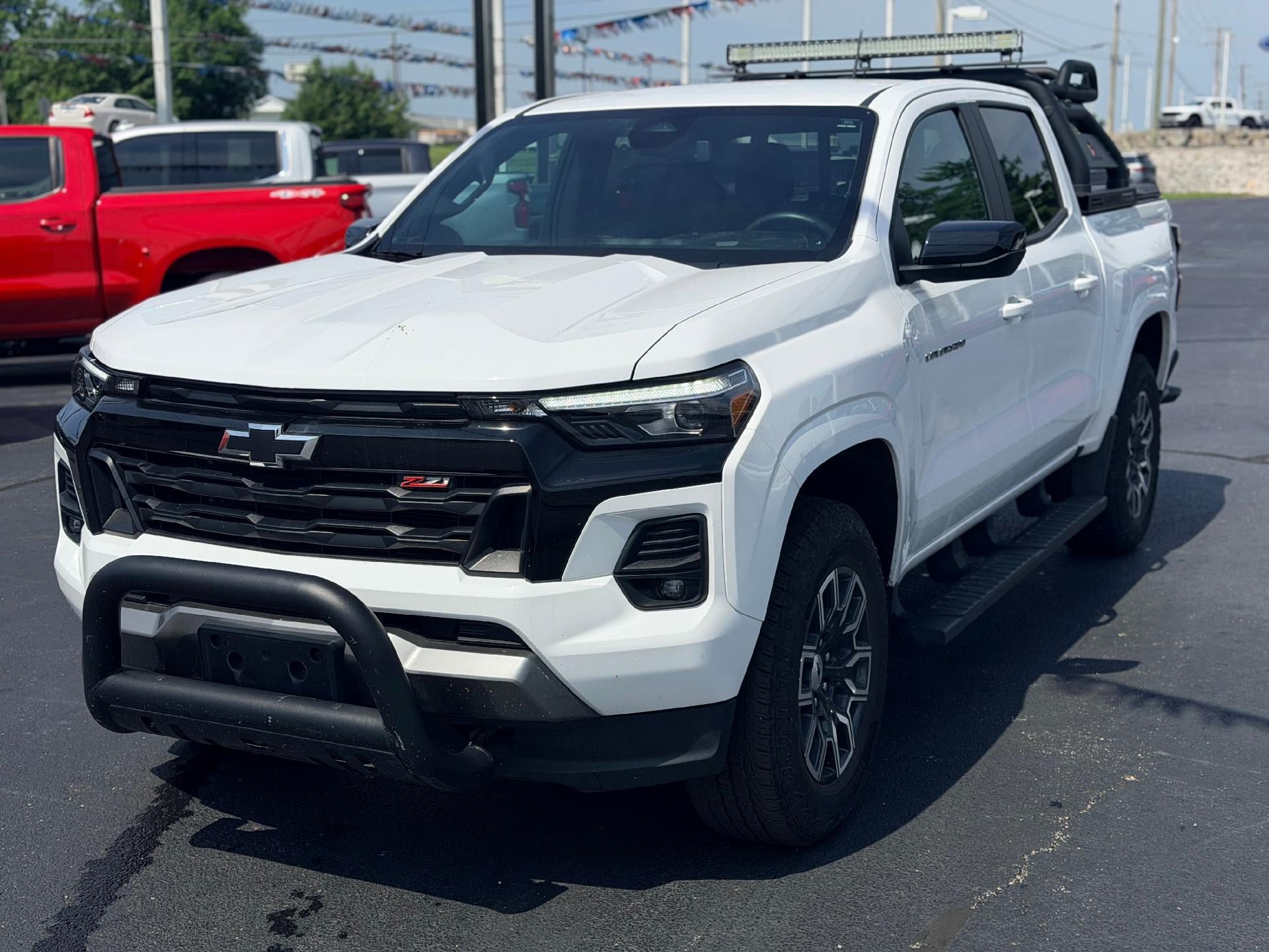 Used 2023 Chevrolet Colorado Z71 w/ Z71 Convenience Package 2