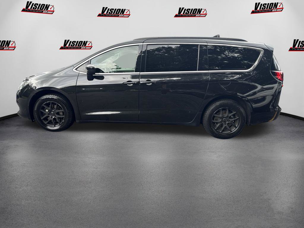 Used 2020 Chrysler Voyager Lxi FWD image 8