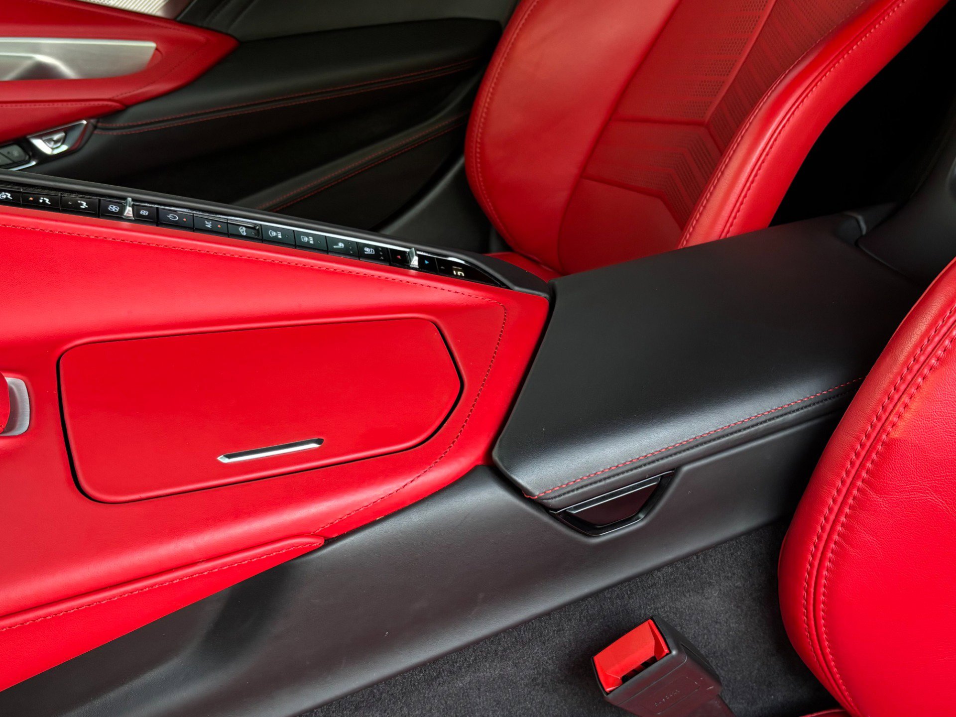 Used 2024 Chevrolet Corvette Z06 w/ Battery Protection Package image 13