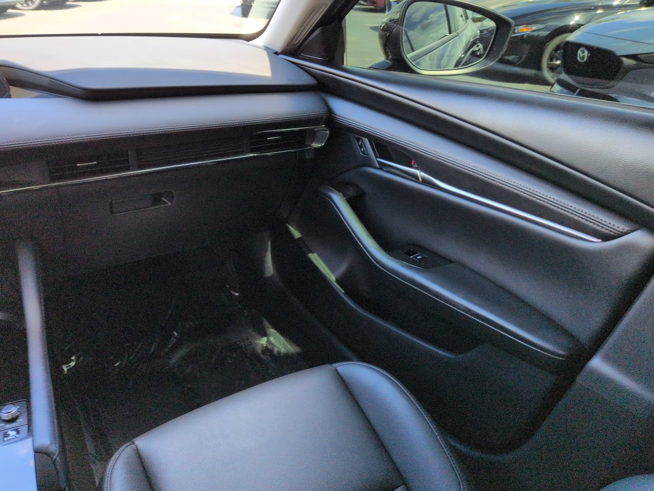 Used 2023 MAZDA MAZDA3 s FWD image 16