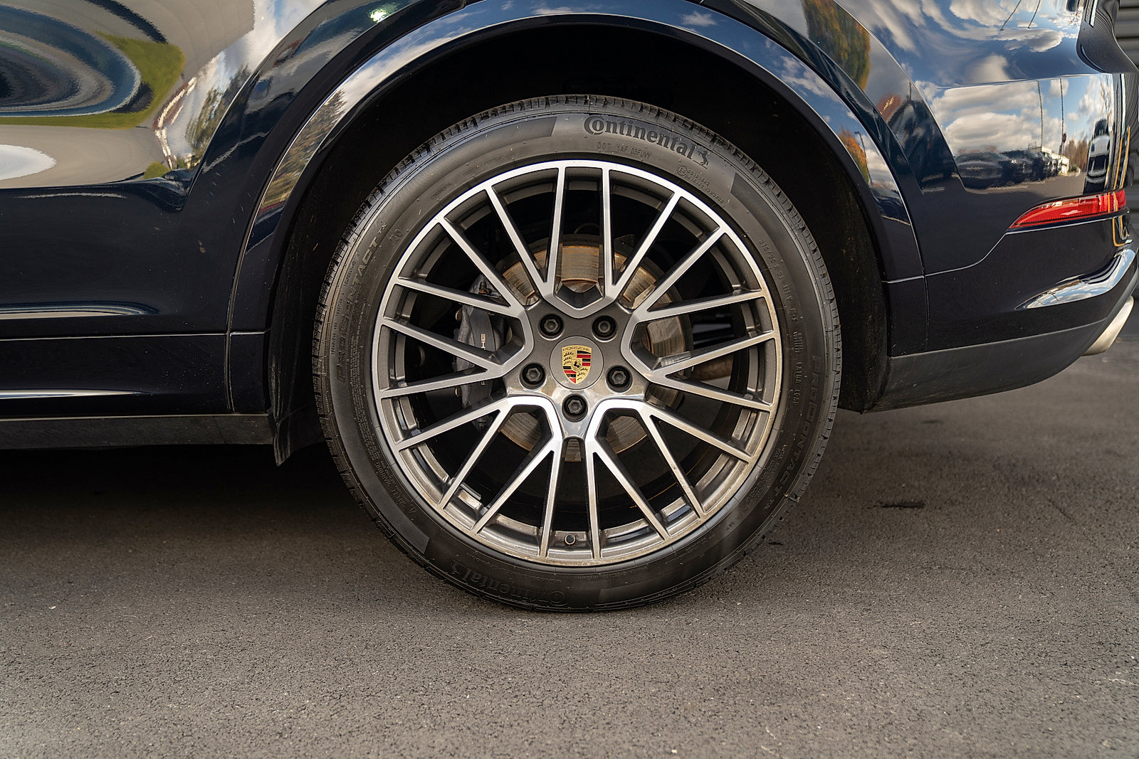 Certified 2022 Porsche Cayenne Coupe image 24