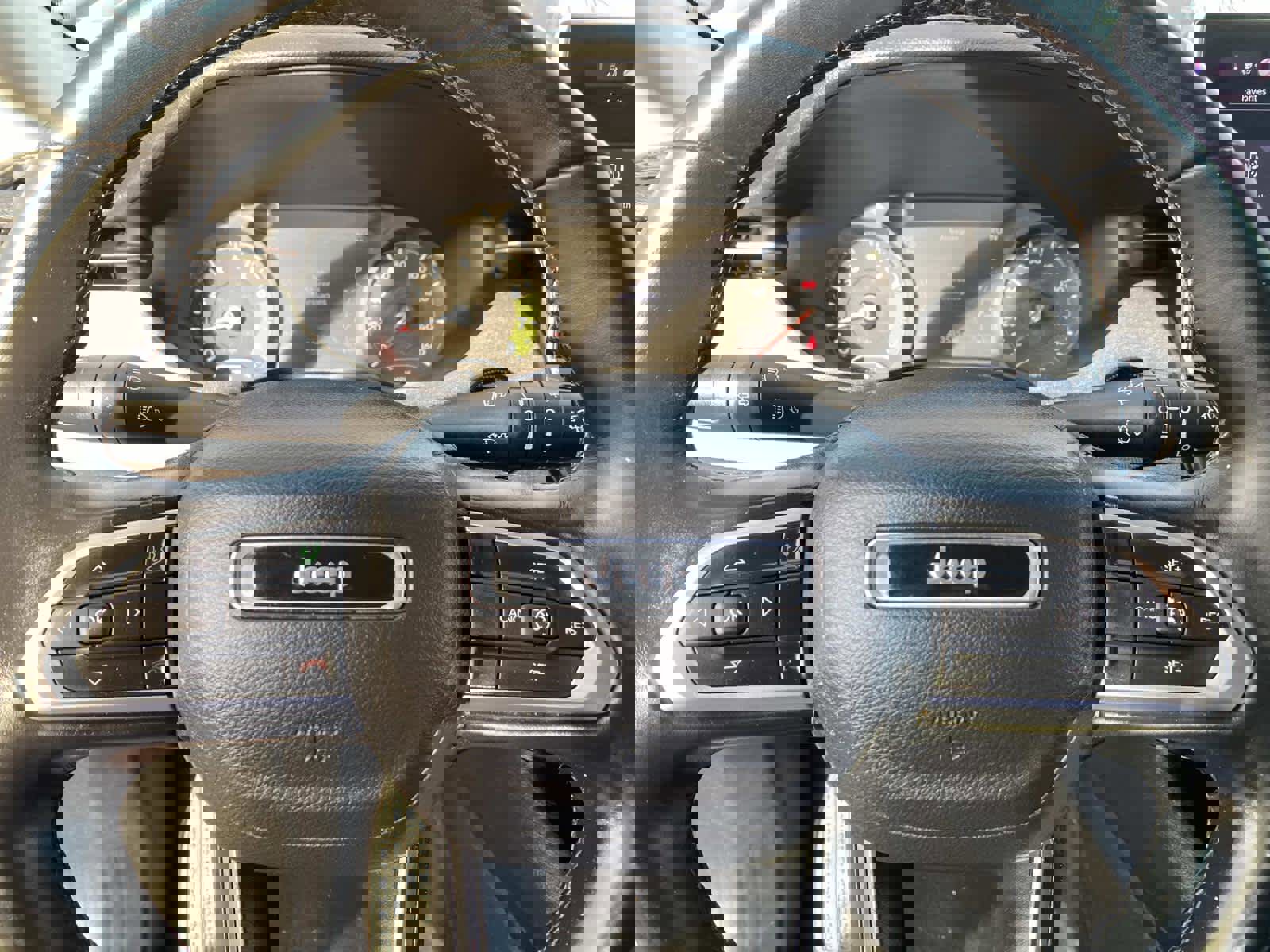 Certified 2022 Jeep Compass Latitude image 14