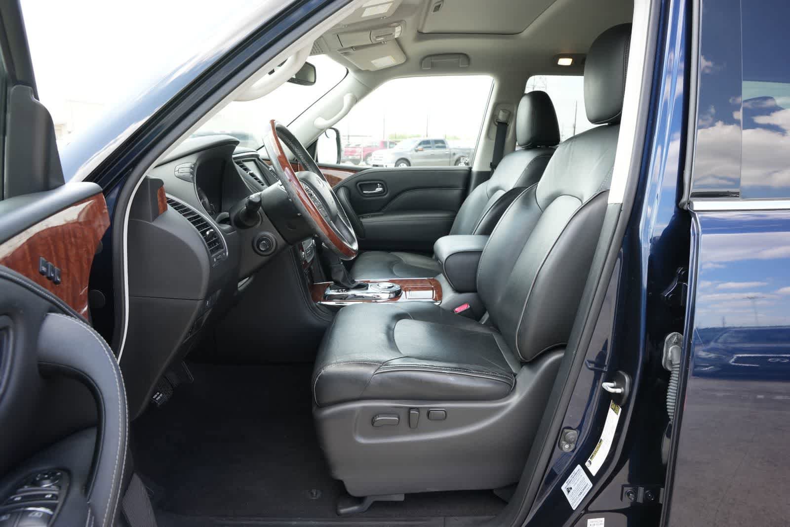 Used 2019 INFINITI QX80 Luxe w/ All-Season Package image 14