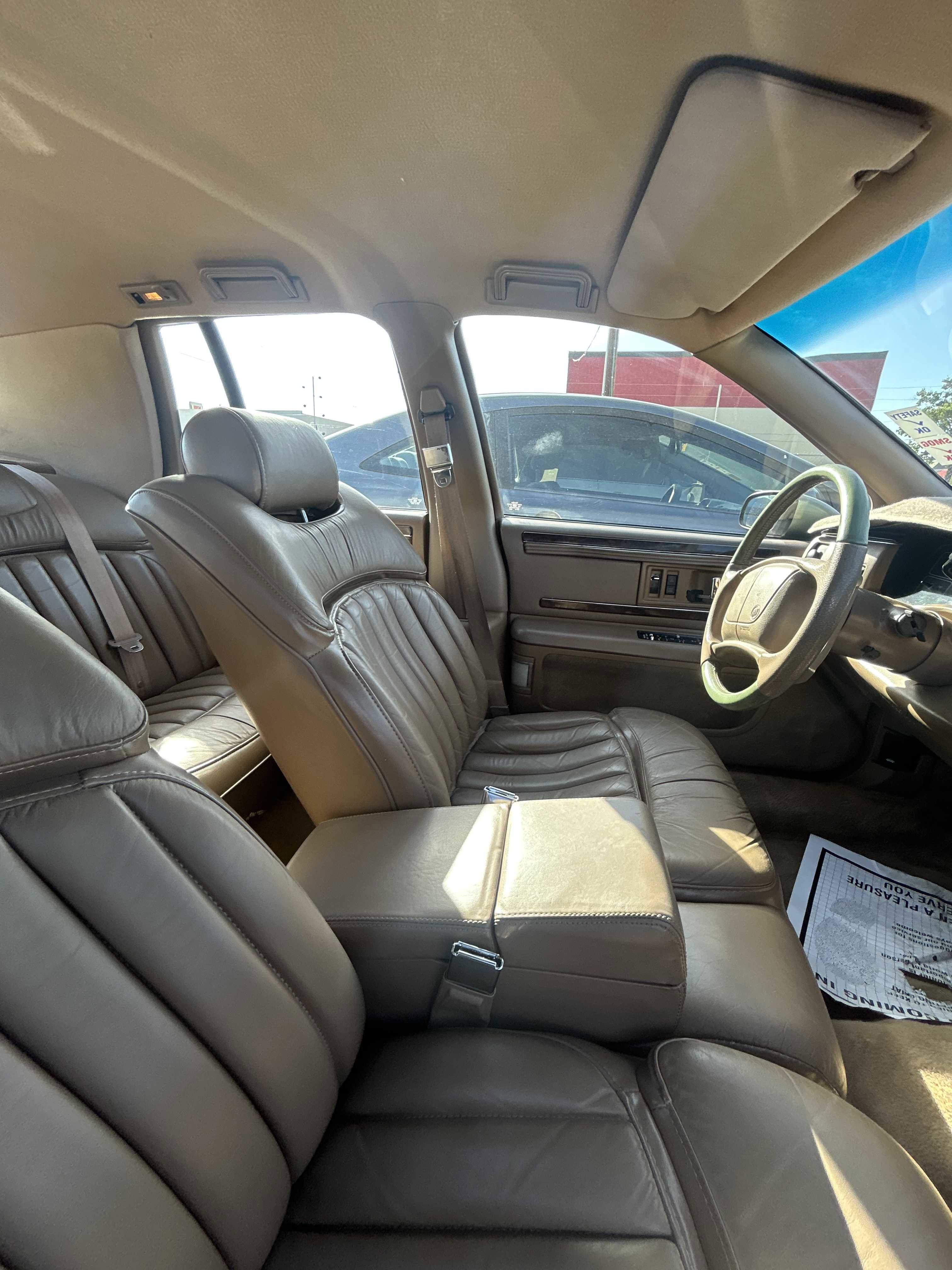 Used 1994 Buick Roadmaster Sedan image 11