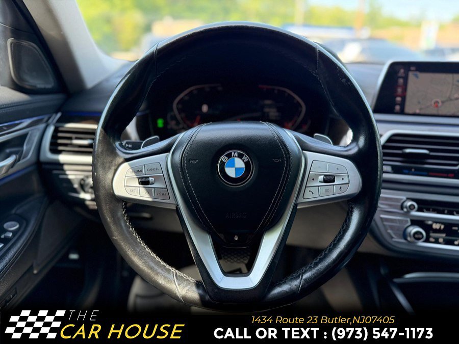Used 2021 BMW 740i RWD image 27