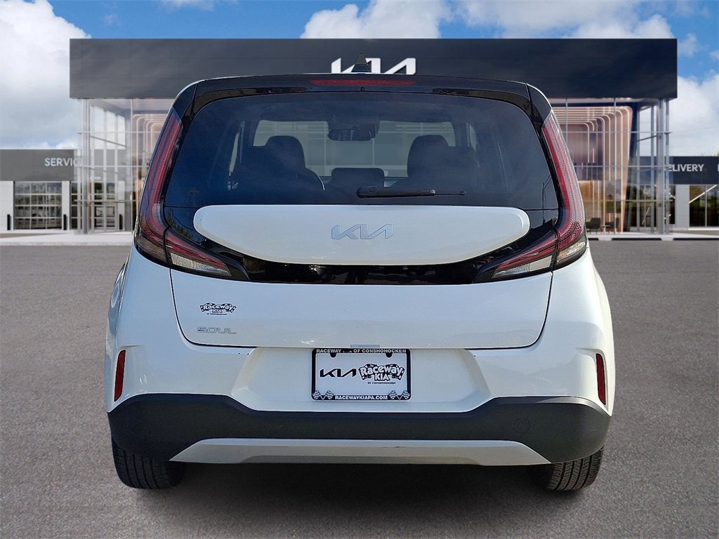Certified 2023 Kia Soul LX w/ LX Technology Package image 5