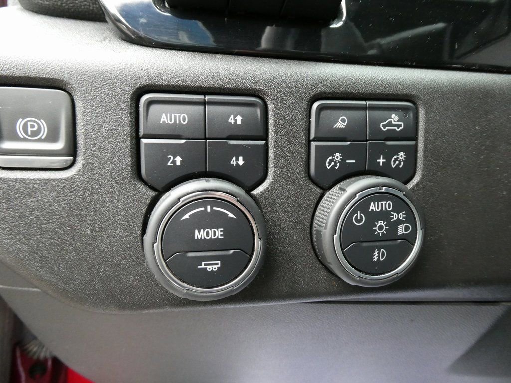 Used 2023 Chevrolet Silverado 1500 High Country w/ Technology Package image 25