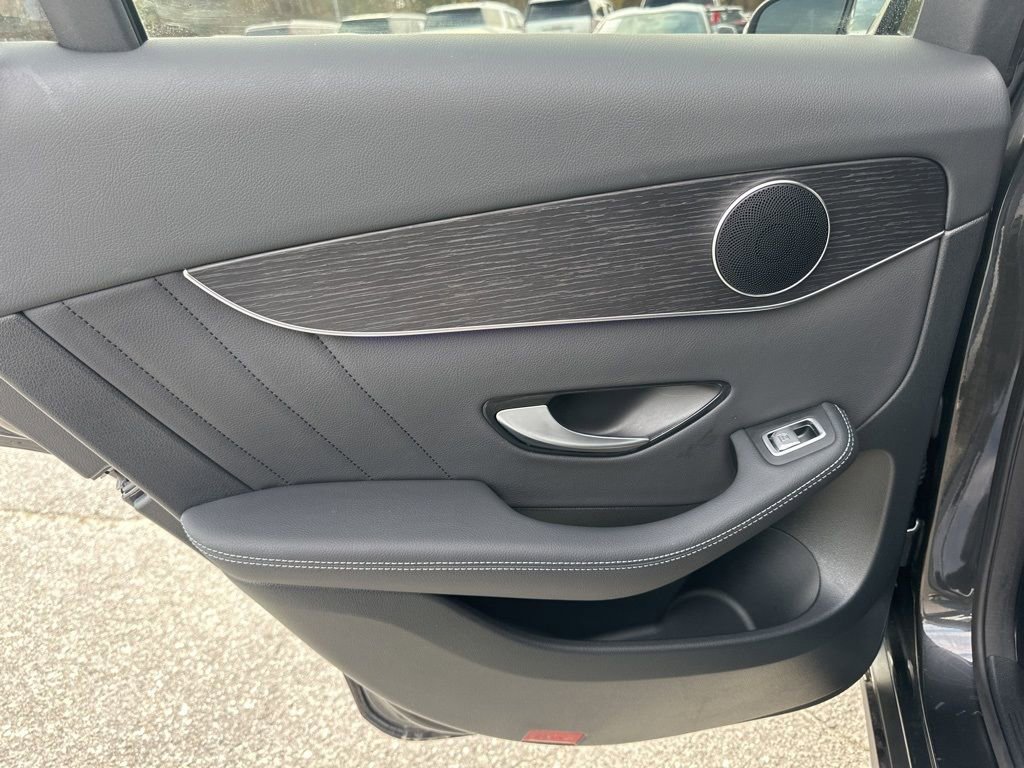 Used 2022 Mercedes-Benz GLC 300 4MATIC image 26