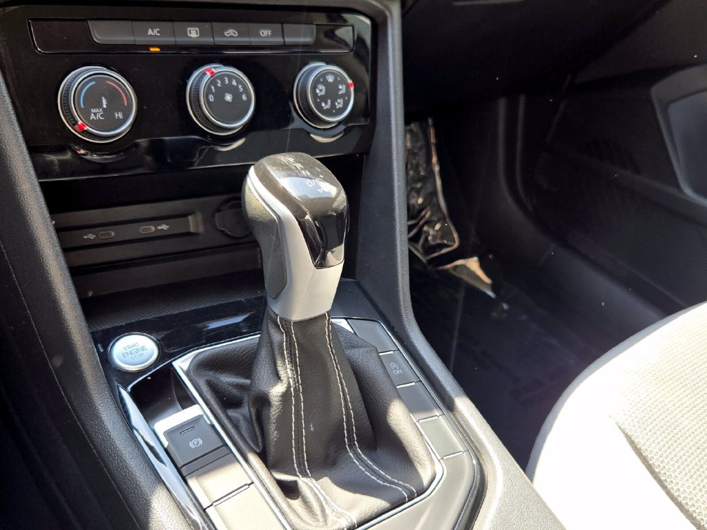 Certified 2024 Volkswagen Taos S FWD image 18