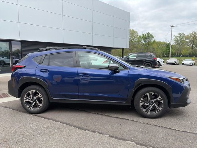 Used 2024 Subaru Crosstrek 2.0i Premium AWD/4WD image 2