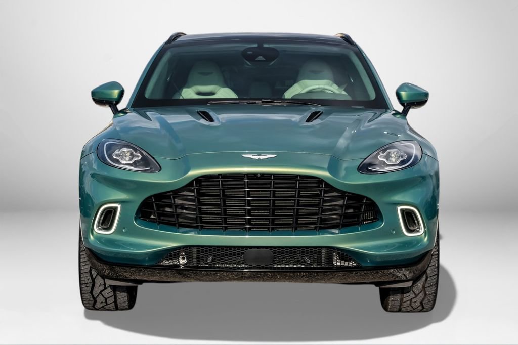 Used 2021 Aston Martin DBX image 3