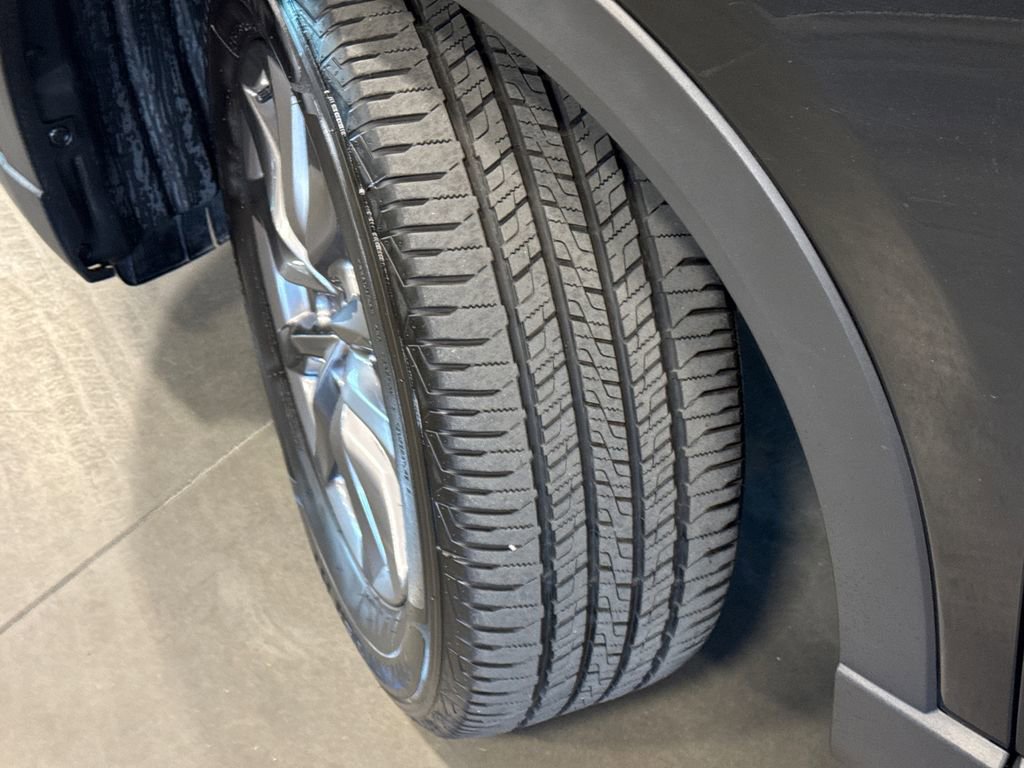 Certified 2023 MAZDA CX-9 Touring image 22