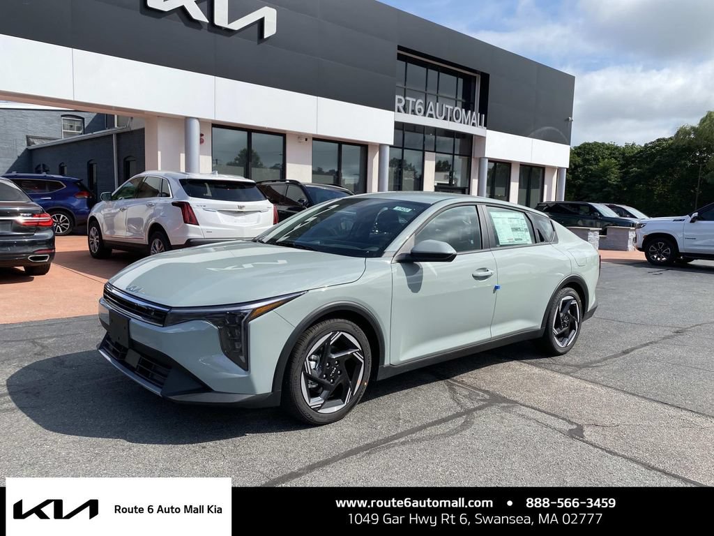 New 2026 Kia K4 EX FWD image 1