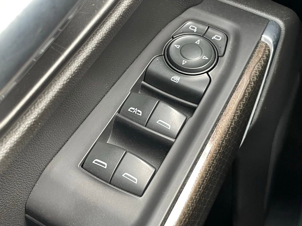 Used 2021 Chevrolet Silverado 1500 RST image 11