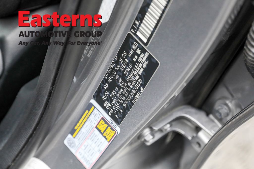 Used 2024 Kia Forte LXS image 33