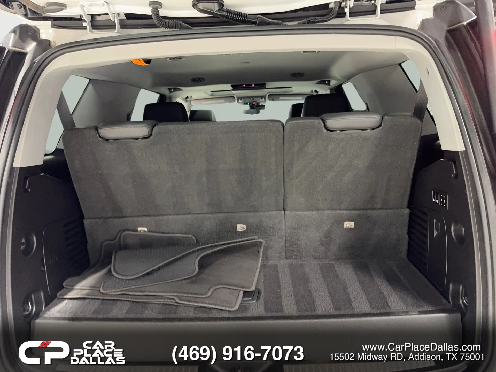 Used 2019 Cadillac Escalade Luxury RWD image 25