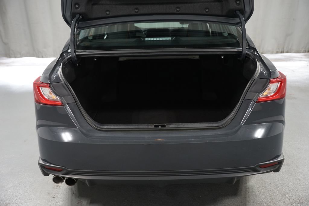 Certified 2025 Toyota Camry SE image 34